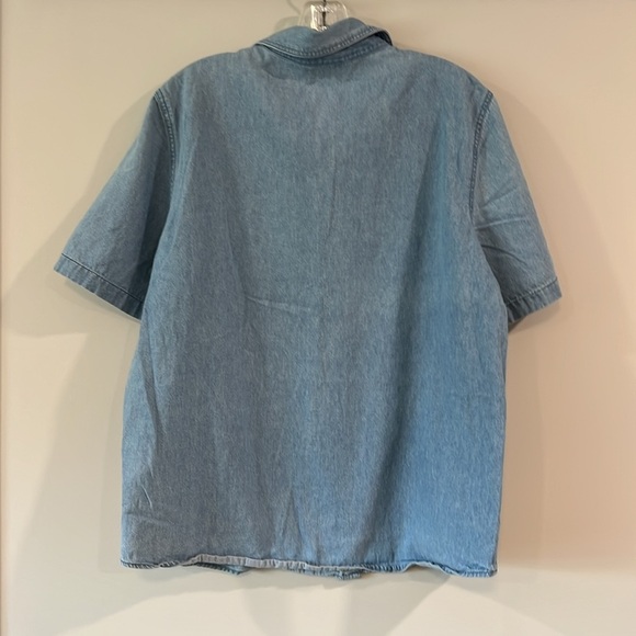 Kathy Che - no size tag, Embroidered Denim Short Sleeve button up - Picture 4 of 6